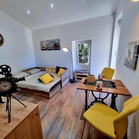 Retro Chic Studio Pula Luaran gambar